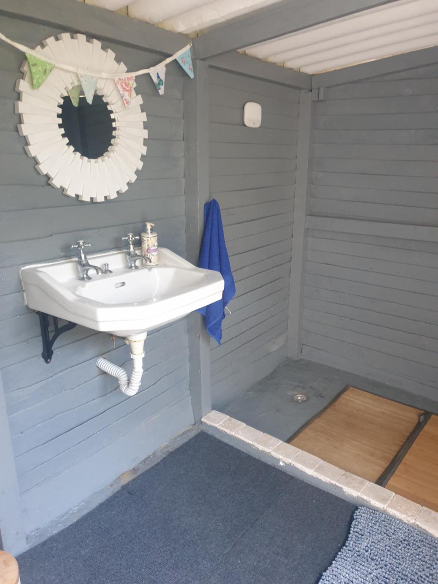 Hotel Wildberry Glamping Orgères-la-Roche Exterior foto